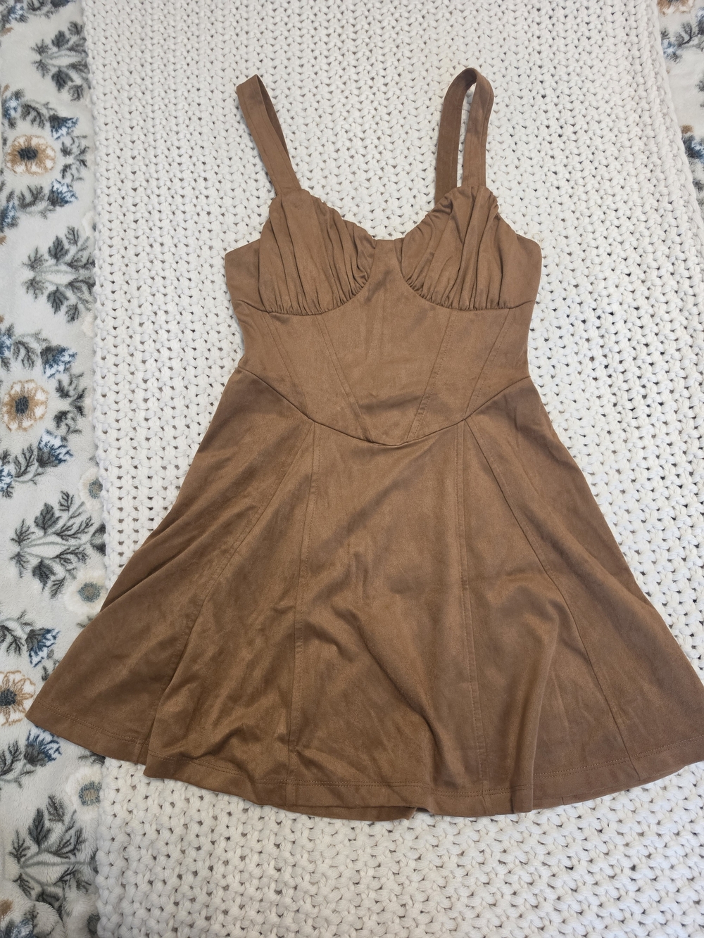 Trixxi Brown Dr3ss